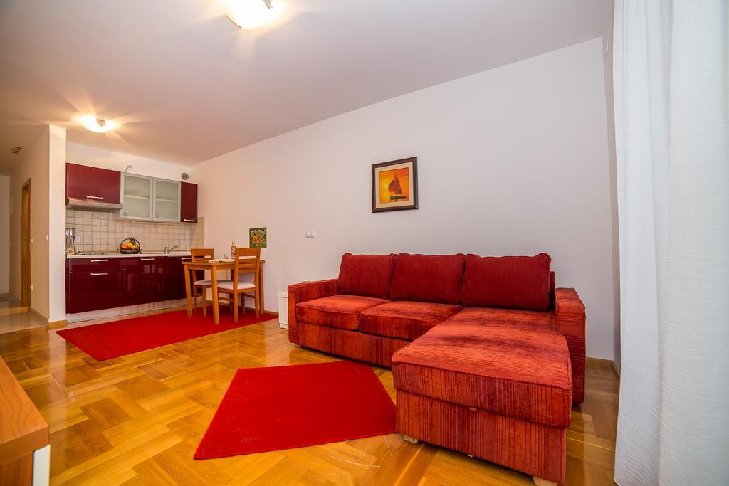 Apartments Kristina Makarska Dış mekan fotoğraf