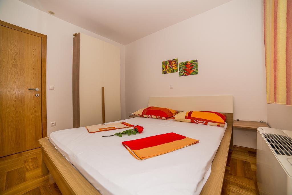 Apartments Kristina Makarska Dış mekan fotoğraf