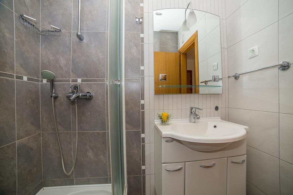 Apartments Kristina Makarska Dış mekan fotoğraf