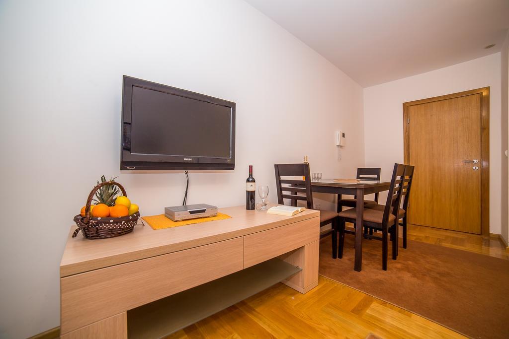 Apartments Kristina Makarska Dış mekan fotoğraf