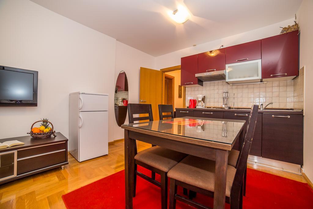 Apartments Kristina Makarska Dış mekan fotoğraf