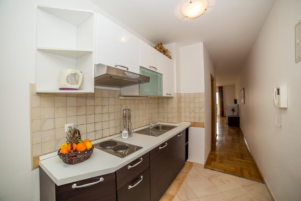 Apartments Kristina Makarska Dış mekan fotoğraf