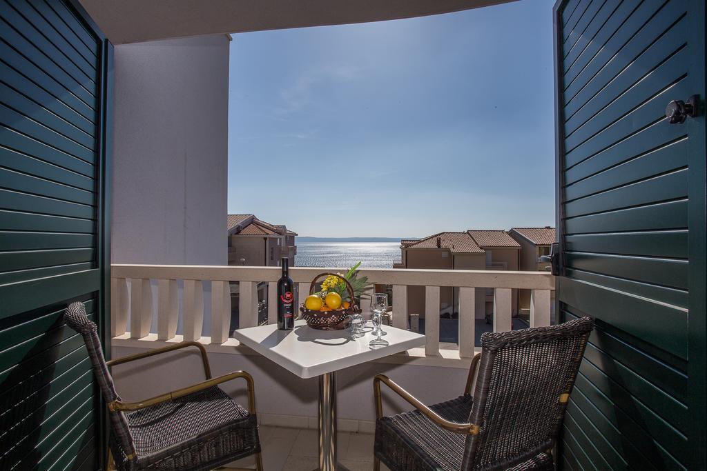 Apartments Kristina Makarska Dış mekan fotoğraf